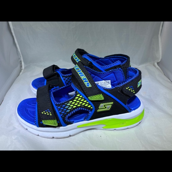 skechers sandals size 2